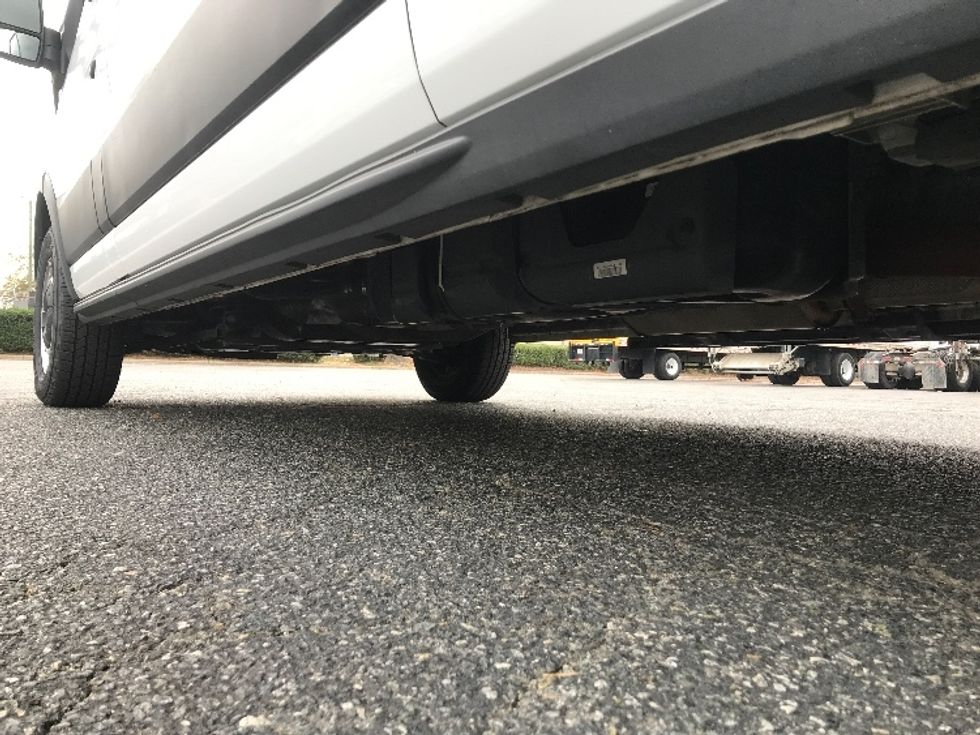 Cargo Van (Panel Van)-Light and Medium Duty Trucks-Ford-2022-Transit 250-Charlotte-NC-117,977\n\t\tmiles-$ 32,500 - Image 5