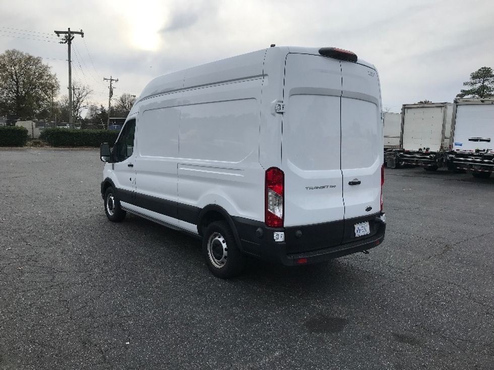 Cargo Van (Panel Van)-Light and Medium Duty Trucks-Ford-2022-Transit 250-Charlotte-NC-117,977\n\t\tmiles-$ 32,500 - Image 6