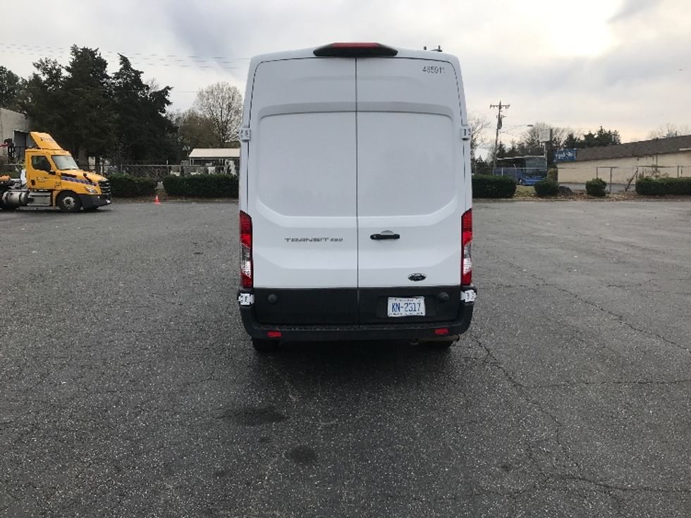 Cargo Van (Panel Van)-Light and Medium Duty Trucks-Ford-2022-Transit 250-Charlotte-NC-117,977\n\t\tmiles-$ 32,500 - Image 7