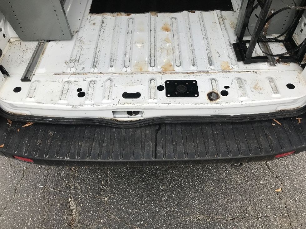 Cargo Van (Panel Van)-Light and Medium Duty Trucks-Ford-2022-Transit 250-Charlotte-NC-117,977\n\t\tmiles-$ 32,500 - Image 9