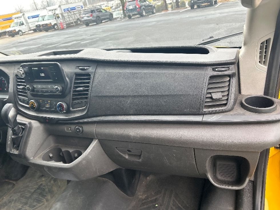 Cargo Van (Panel Van)-Light and Medium Duty Trucks-Ford-2022-Transit 250-Charlotte-NC-95,062\n\t\tmiles-$ 36,500 - Image 21