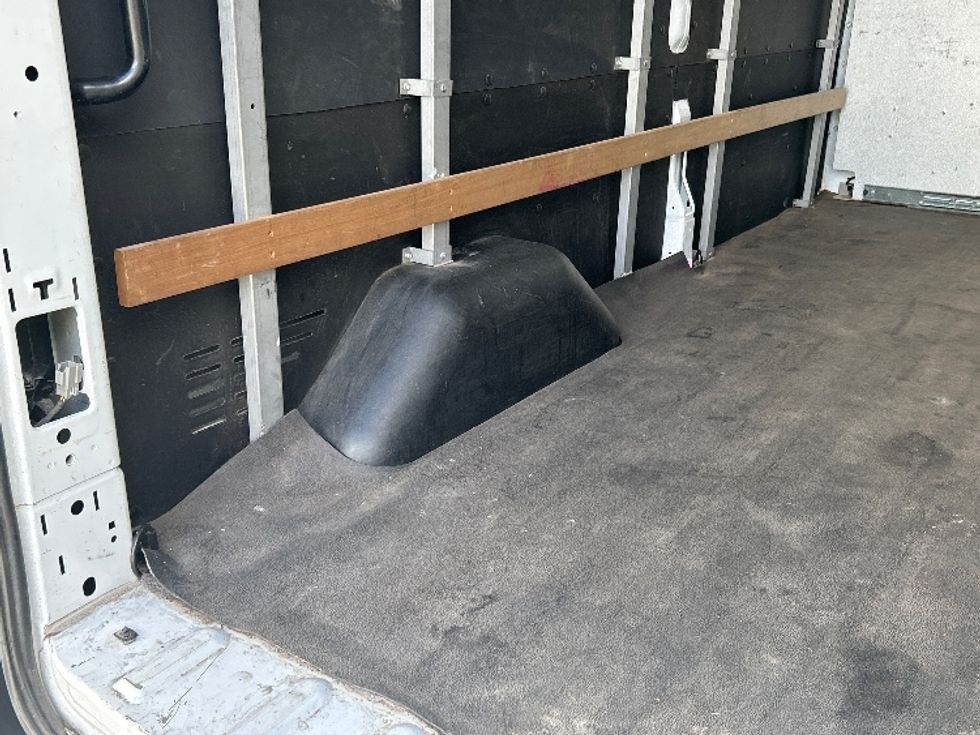 Cargo Van (Panel Van)-Light and Medium Duty Trucks-Ford-2022-Transit 250-Chesapeake-VA-101,970\n\t\tmiles-$ 33,500 - Image 11