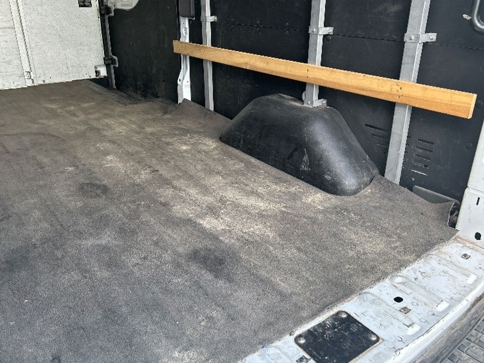 Cargo Van (Panel Van)-Light and Medium Duty Trucks-Ford-2022-Transit 250-Chesapeake-VA-101,970\n\t\tmiles-$ 33,500 - Image 12