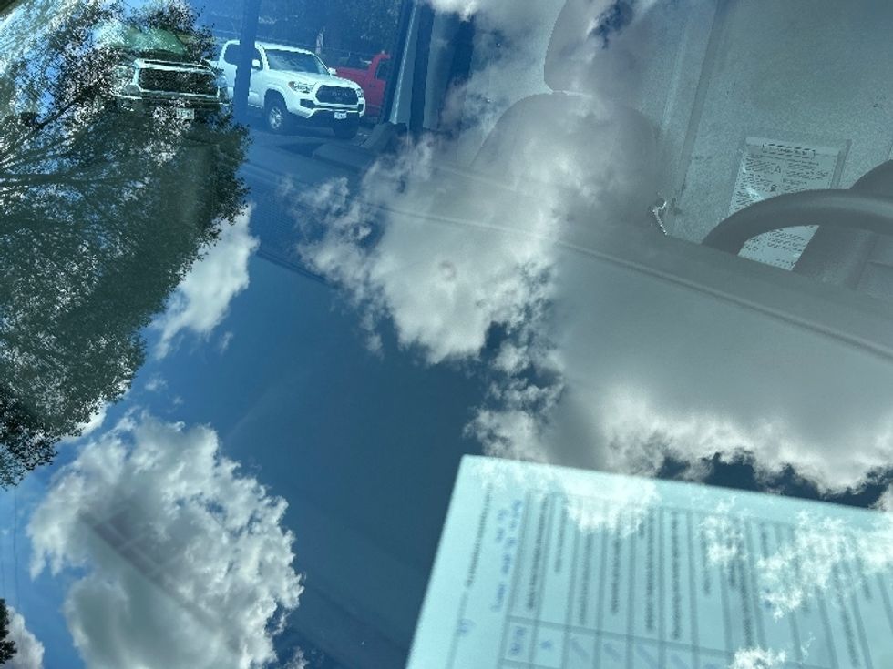 Cargo Van (Panel Van)-Light and Medium Duty Trucks-Ford-2022-Transit 250-Chesapeake-VA-101,970\n\t\tmiles-$ 33,500 - Image 25