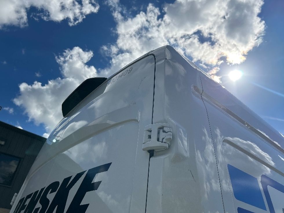 Cargo Van (Panel Van)-Light and Medium Duty Trucks-Ford-2022-Transit 250-Chesapeake-VA-101,970\n\t\tmiles-$ 33,500 - Image 28