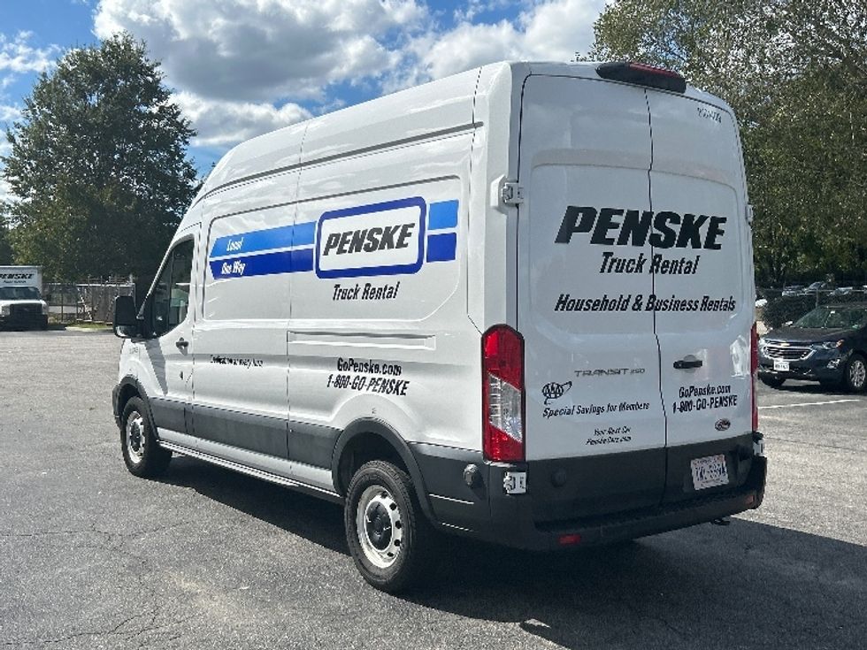 2022 Ford Transit photo 3
