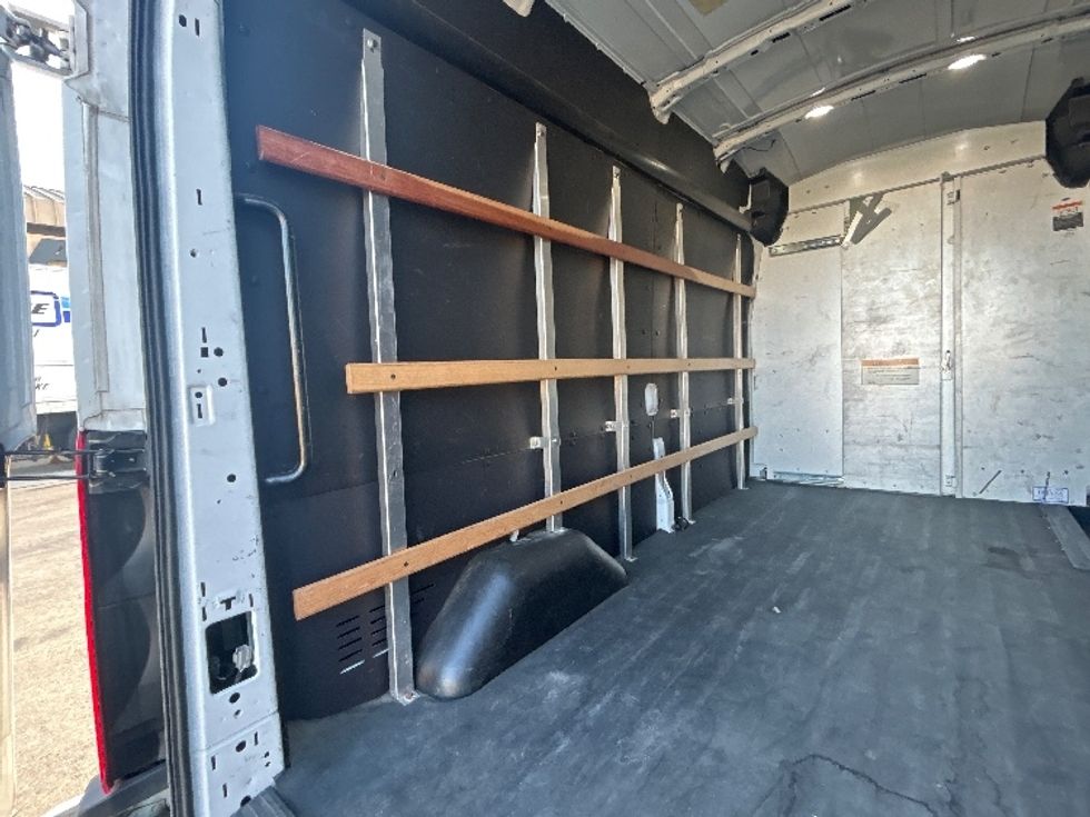Cargo Van (Panel Van)-Light and Medium Duty Trucks-Ford-2022-Transit 250-Chino-CA-155,368\n\t\tmiles-$ 28,000 - Image 11