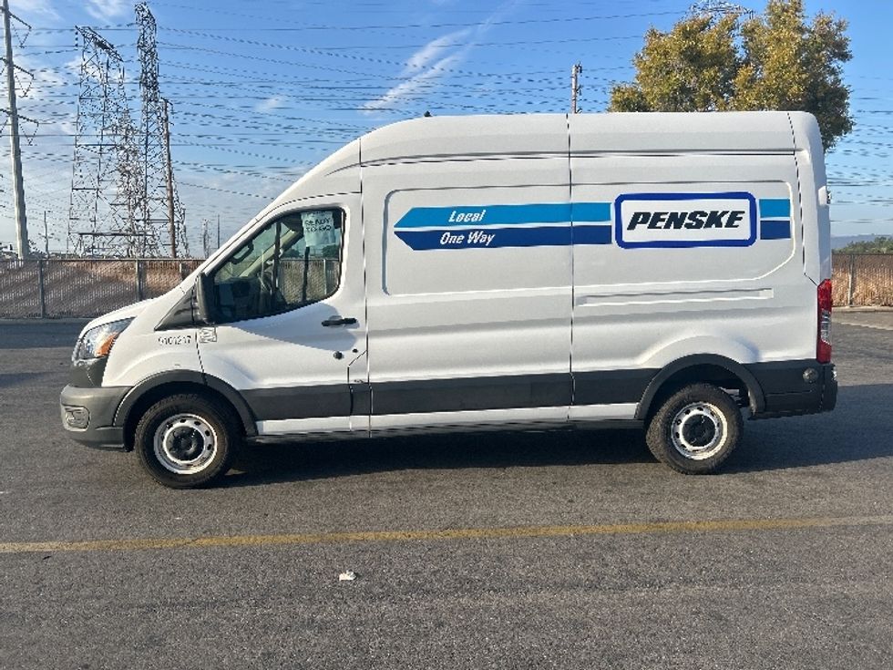 Cargo Van (Panel Van)-Light and Medium Duty Trucks-Ford-2022-Transit 250-Chino-CA-155,368\n\t\tmiles-$ 28,000 - Image 4