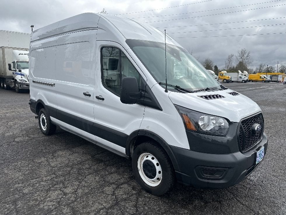Cargo Van (Panel Van)-Light and Medium Duty Trucks-Ford-2022-Transit 250-Clackamas-OR-101,365\n\t\tmiles-$ 36,750 - Image 1