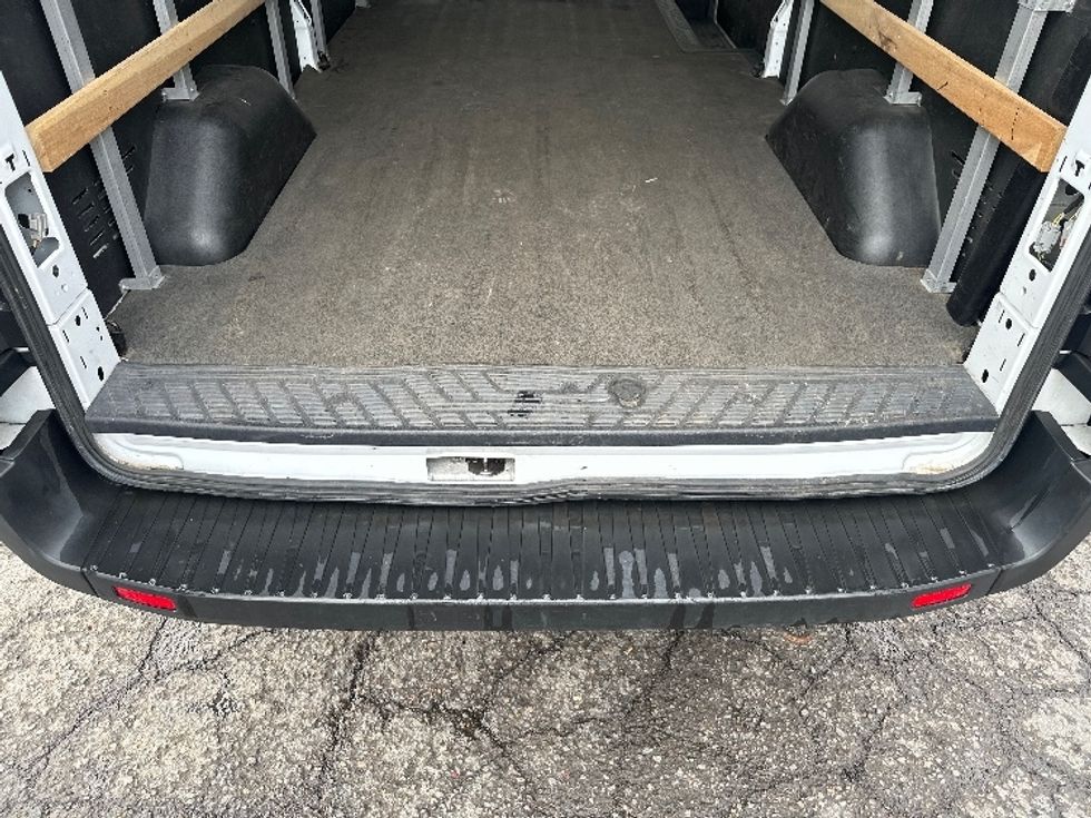 Cargo Van (Panel Van)-Light and Medium Duty Trucks-Ford-2022-Transit 250-Clackamas-OR-101,365\n\t\tmiles-$ 36,750 - Image 9