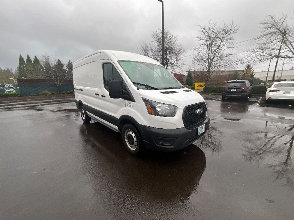 Cargo Van (Panel Van)-Light and Medium Duty Trucks-Ford-2022-Transit 250-Clackamas-OR-134,032\n\t\tmiles-$ 26,500 - Image 1