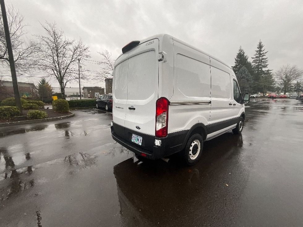 Cargo Van (Panel Van)-Light and Medium Duty Trucks-Ford-2022-Transit 250-Clackamas-OR-134,032\n\t\tmiles-$ 26,500 - Image 11