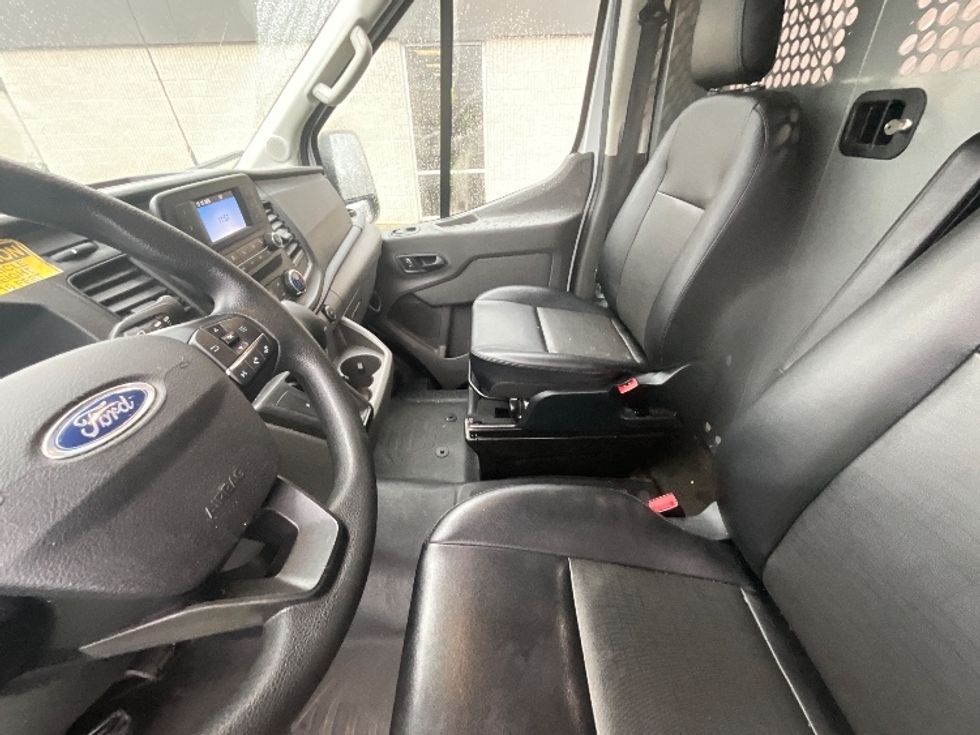 Cargo Van (Panel Van)-Light and Medium Duty Trucks-Ford-2022-Transit 250-Clackamas-OR-134,032\n\t\tmiles-$ 26,500 - Image 16