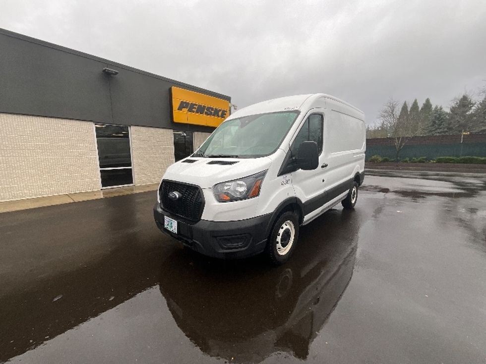 Cargo Van (Panel Van)-Light and Medium Duty Trucks-Ford-2022-Transit 250-Clackamas-OR-134,032\n\t\tmiles-$ 26,500 - Image 3