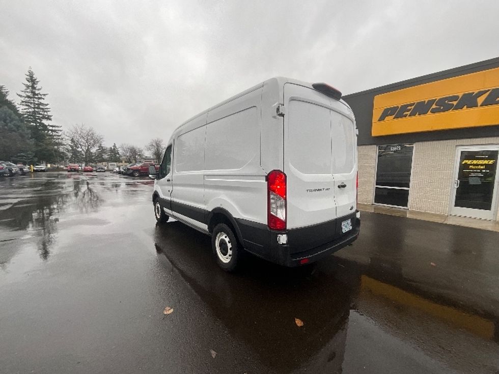 Cargo Van (Panel Van)-Light and Medium Duty Trucks-Ford-2022-Transit 250-Clackamas-OR-134,032\n\t\tmiles-$ 26,500 - Image 5