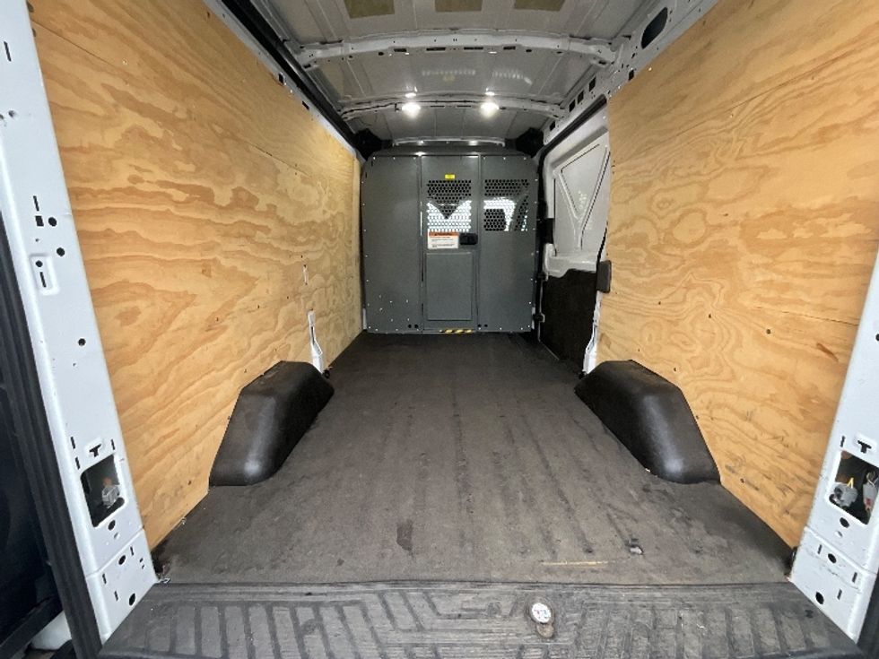 Cargo Van (Panel Van)-Light and Medium Duty Trucks-Ford-2022-Transit 250-Clackamas-OR-134,032\n\t\tmiles-$ 26,500 - Image 8