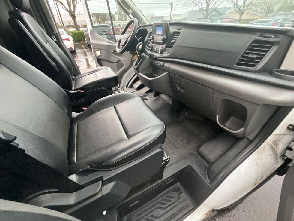 Cargo Van (Panel Van)-Light and Medium Duty Trucks-Ford-2022-Transit 250-Clackamas-OR-139,435\n\t\tmiles-$ 25,750 - Image 19