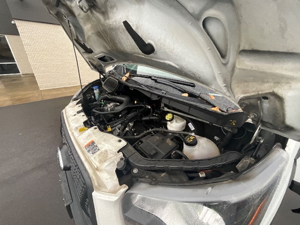 Cargo Van (Panel Van)-Light and Medium Duty Trucks-Ford-2022-Transit 250-Clackamas-OR-139,435\n\t\tmiles-$ 25,750 - Image 21