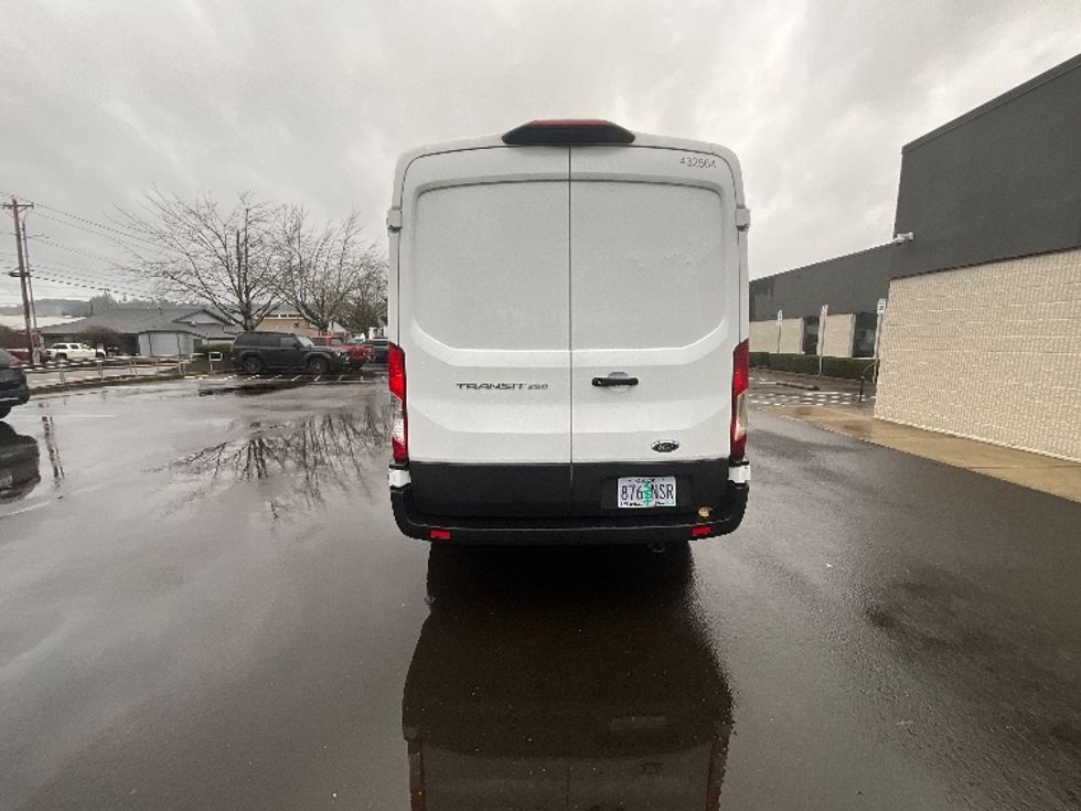 Cargo Van (Panel Van)-Light and Medium Duty Trucks-Ford-2022-Transit 250-Clackamas-OR-139,435\n\t\tmiles-$ 25,750 - Image 6