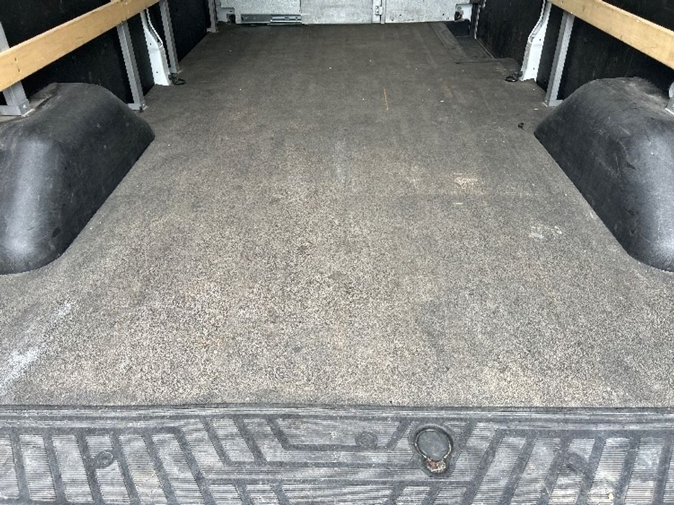 Cargo Van (Panel Van)-Light and Medium Duty Trucks-Ford-2022-Transit 250-Cleona-PA-60,595\n\t\tmiles-$ 38,500 - Image 10