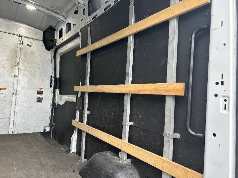 Cargo Van (Panel Van)-Light and Medium Duty Trucks-Ford-2022-Transit 250-Cleona-PA-60,595\n\t\tmiles-$ 38,500 - Image 15