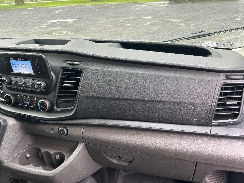 Cargo Van (Panel Van)-Light and Medium Duty Trucks-Ford-2022-Transit 250-Cleona-PA-60,595\n\t\tmiles-$ 38,500 - Image 21