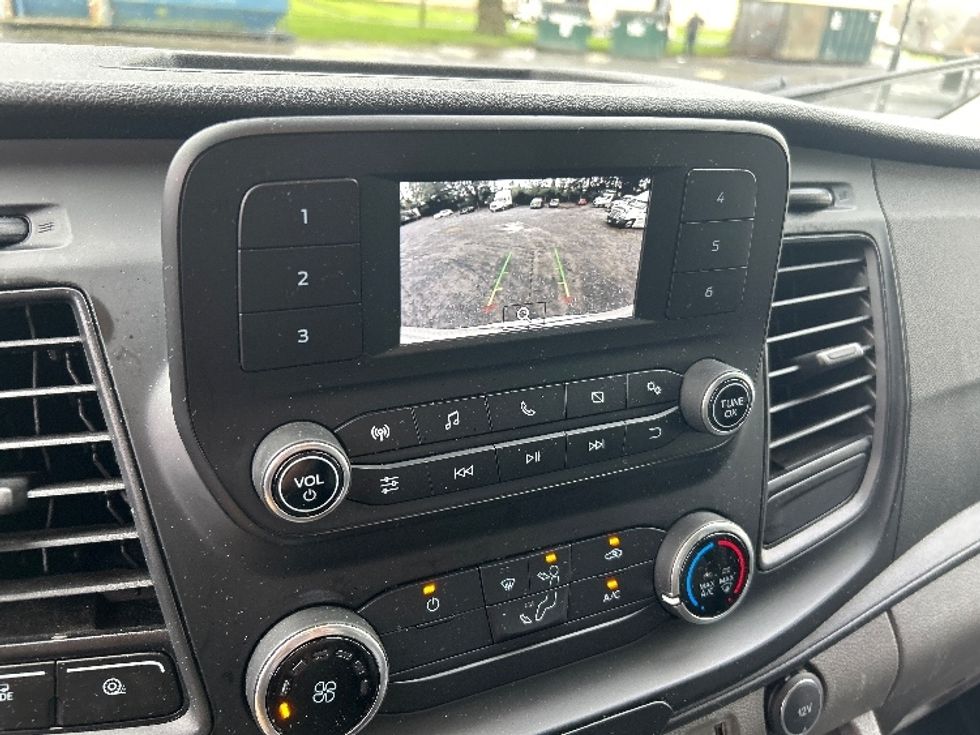 Cargo Van (Panel Van)-Light and Medium Duty Trucks-Ford-2022-Transit 250-Cleona-PA-60,595\n\t\tmiles-$ 38,500 - Image 25