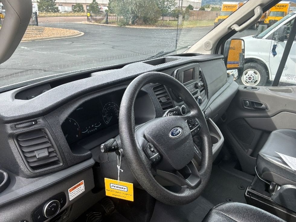 Cargo Van (Panel Van)-Light and Medium Duty Trucks-Ford-2022-Transit 250-Colorado Springs-CO-68,747\n\t\tmiles-$ 40,000 - Image 17