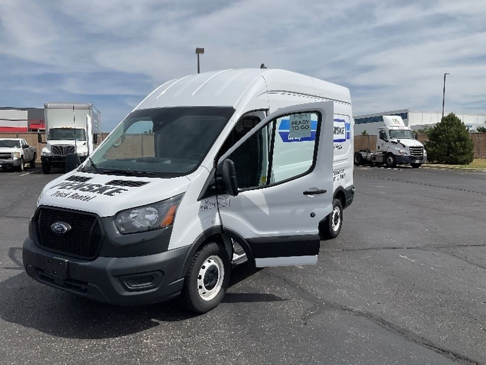 Cargo Van (Panel Van)-Light and Medium Duty Trucks-Ford-2022-Transit 250-Colorado Springs-CO-69,208\n\t\tmiles-$ 38,000 - Image 3