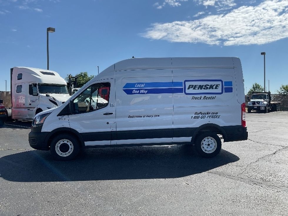 Cargo Van (Panel Van)-Light and Medium Duty Trucks-Ford-2022-Transit 250-Colorado Springs-CO-84,802\n\t\tmiles-$ 38,250 - Image 4