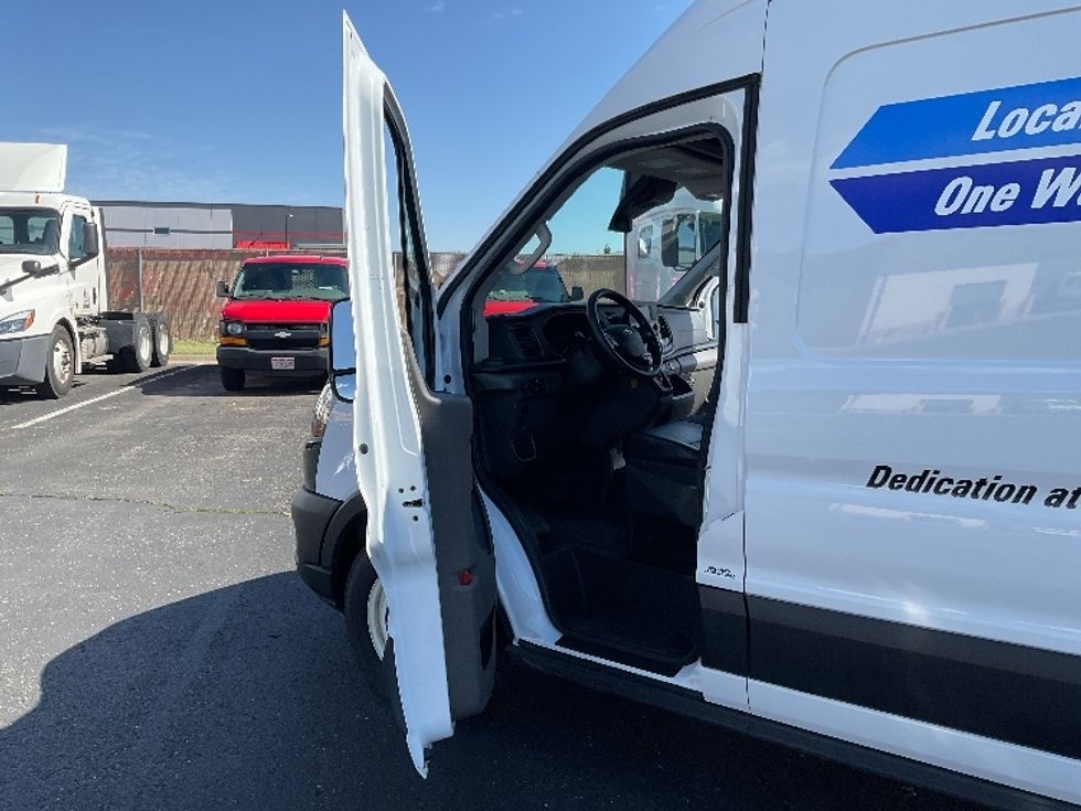 Cargo Van (Panel Van)-Light and Medium Duty Trucks-Ford-2022-Transit 250-Colorado Springs-CO-84,802\n\t\tmiles-$ 38,250 - Image 15