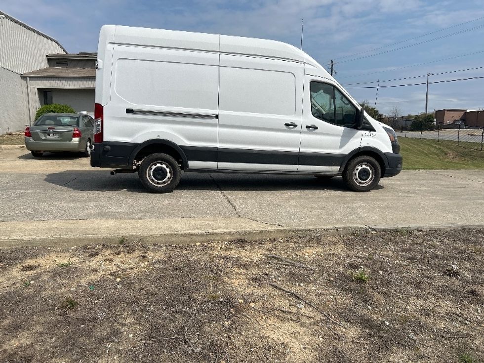 Cargo Van (Panel Van)-Light and Medium Duty Trucks-Ford-2022-Transit 250-Columbus-GA-84,080\n\t\tmiles-$ 37,500 - Image 15