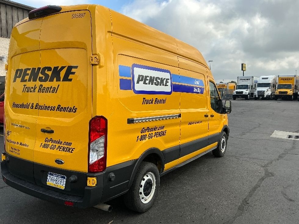 2022 Ford Transit photo 8