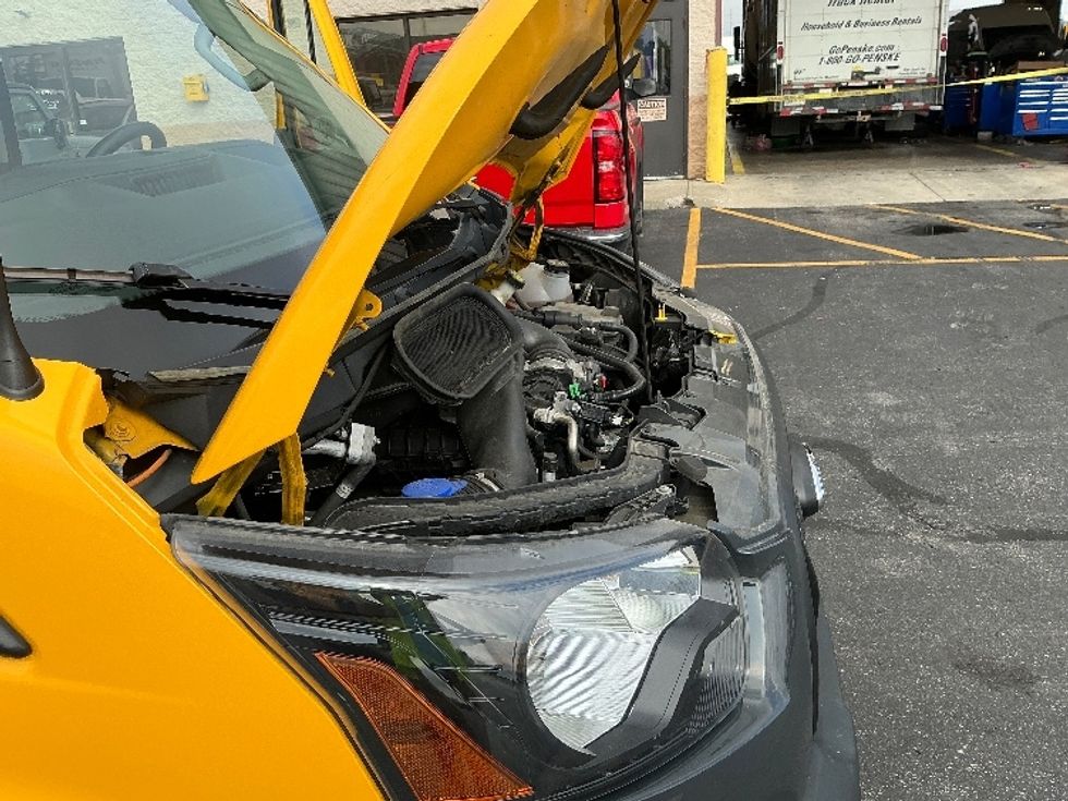 Cargo Van (Panel Van)-Light and Medium Duty Trucks-Ford-2022-Transit 250-Columbus-OH-103,521\n\t\tmiles-$ 29,000 - Image 20