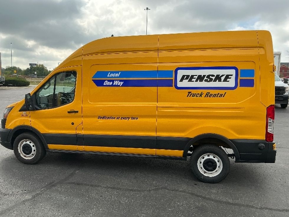 2022 Ford Transit photo 4