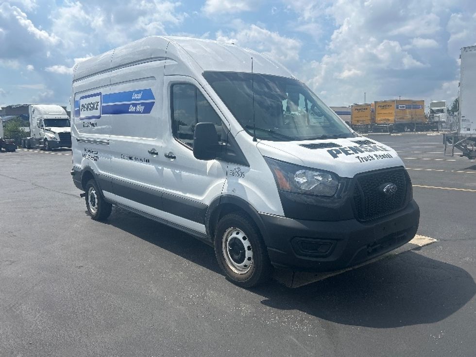 Cargo Van (Panel Van)-Light and Medium Duty Trucks-Ford-2022-Transit 250-Columbus-OH-216,309\n\t\tmiles-$ 17,250 - Image 1