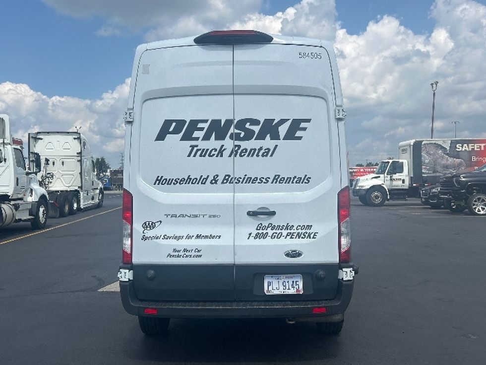 Cargo Van (Panel Van)-Light and Medium Duty Trucks-Ford-2022-Transit 250-Columbus-OH-216,309\n\t\tmiles-$ 17,250 - Image 7