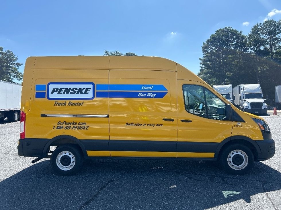 Cargo Van (Panel Van)-Light and Medium Duty Trucks-Ford-2022-Transit 250-Concord-NC-148,774\n\t\tmiles-$ 25,750 - Image 12