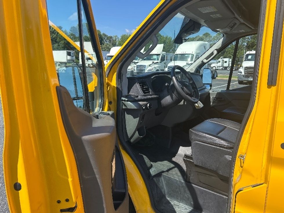 Cargo Van (Panel Van)-Light and Medium Duty Trucks-Ford-2022-Transit 250-Concord-NC-148,774\n\t\tmiles-$ 25,750 - Image 13