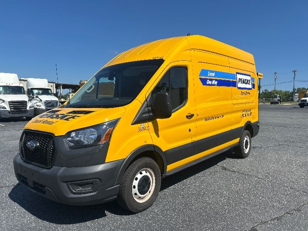 Cargo Van (Panel Van)-Light and Medium Duty Trucks-Ford-2022-Transit 250-Concord-NC-148,774\n\t\tmiles-$ 25,750 - Image 3