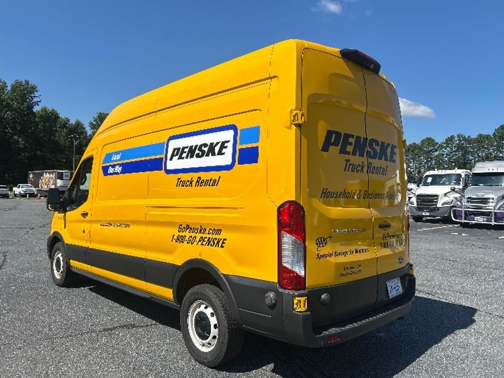 Cargo Van (Panel Van)-Light and Medium Duty Trucks-Ford-2022-Transit 250-Concord-NC-148,774\n\t\tmiles-$ 25,750 - Image 5