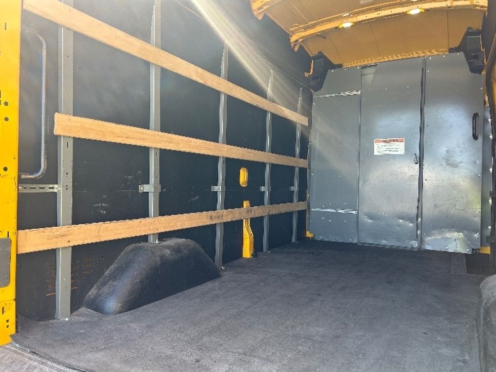 Cargo Van (Panel Van)-Light and Medium Duty Trucks-Ford-2022-Transit 250-Concord-NC-148,774\n\t\tmiles-$ 25,750 - Image 9