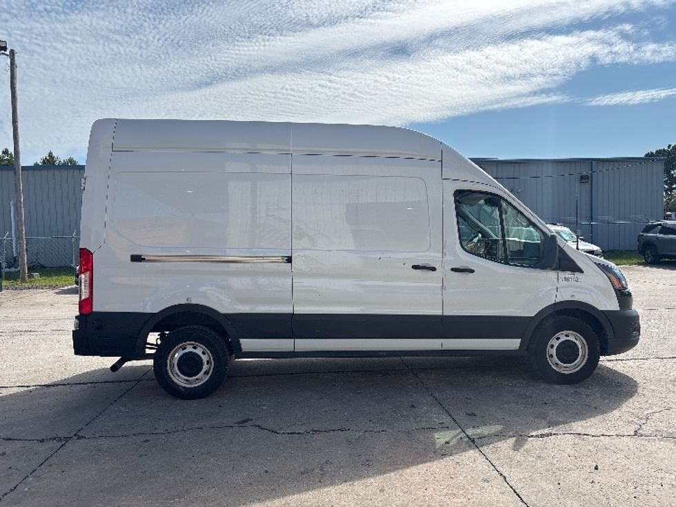 Cargo Van (Panel Van)-Light and Medium Duty Trucks-Ford-2022-Transit 250-Conway-SC-78,484\n\t\tmiles-$ 35,500 - Image 12