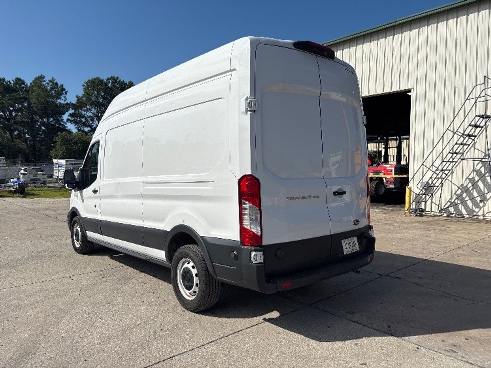 Cargo Van (Panel Van)-Light and Medium Duty Trucks-Ford-2022-Transit 250-Conway-SC-78,484\n\t\tmiles-$ 35,500 - Image 5