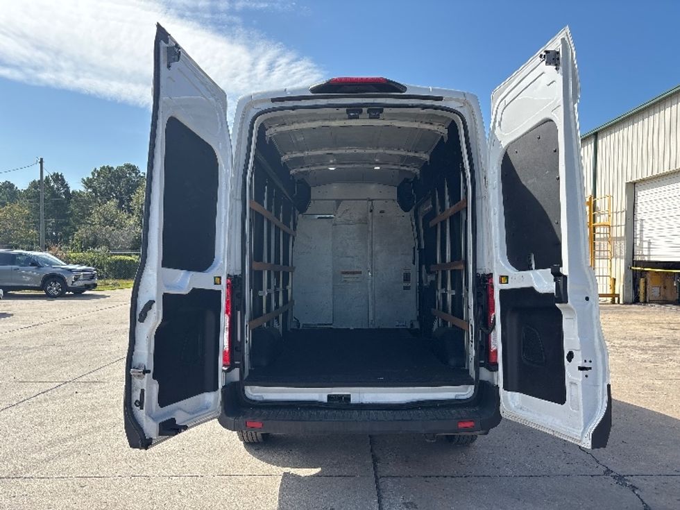 Cargo Van (Panel Van)-Light and Medium Duty Trucks-Ford-2022-Transit 250-Conway-SC-78,484\n\t\tmiles-$ 35,500 - Image 7