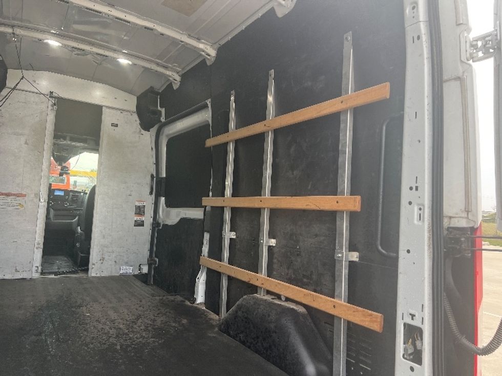 Cargo Van (Panel Van)-Light and Medium Duty Trucks-Ford-2022-Transit 250-Corpus Christi-TX-119,420\n\t\tmiles-$ 33,000 - Image 12