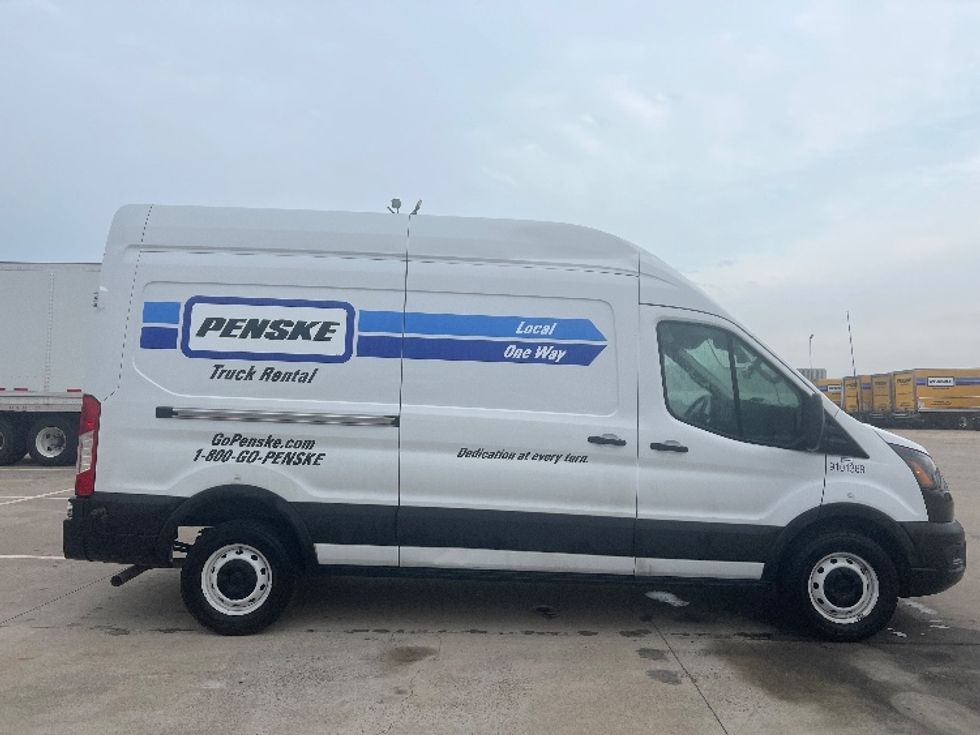 Cargo Van (Panel Van)-Light and Medium Duty Trucks-Ford-2022-Transit 250-Corpus Christi-TX-119,420\n\t\tmiles-$ 33,000 - Image 15