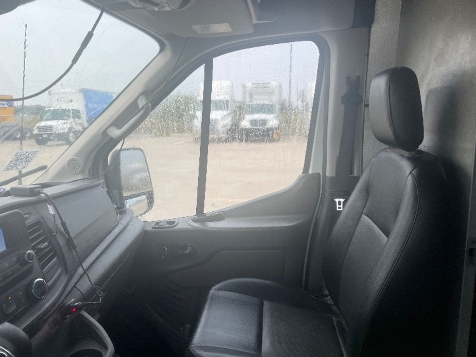 Cargo Van (Panel Van)-Light and Medium Duty Trucks-Ford-2022-Transit 250-Corpus Christi-TX-119,420\n\t\tmiles-$ 33,000 - Image 19