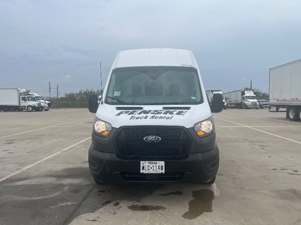 Cargo Van (Panel Van)-Light and Medium Duty Trucks-Ford-2022-Transit 250-Corpus Christi-TX-119,420\n\t\tmiles-$ 33,000 - Image 2