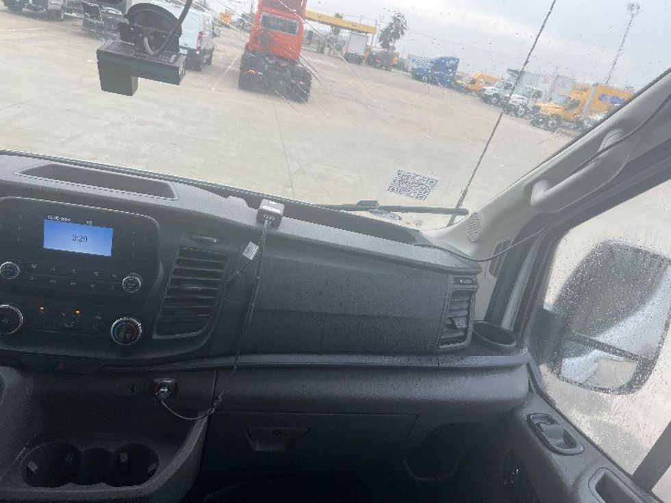 Cargo Van (Panel Van)-Light and Medium Duty Trucks-Ford-2022-Transit 250-Corpus Christi-TX-119,420\n\t\tmiles-$ 33,000 - Image 21